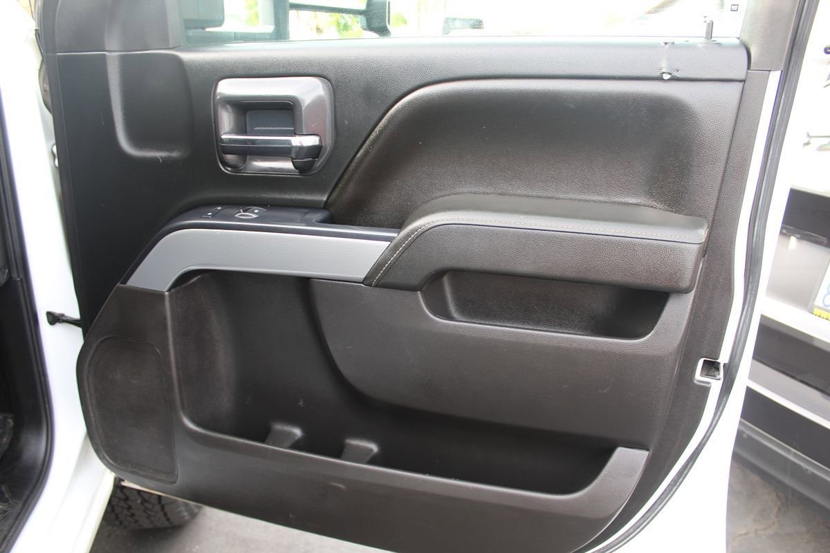 Used 2016 Chevrolet Silverado 2500 LT w/ LT Convenience Package AWD/4WD image 21