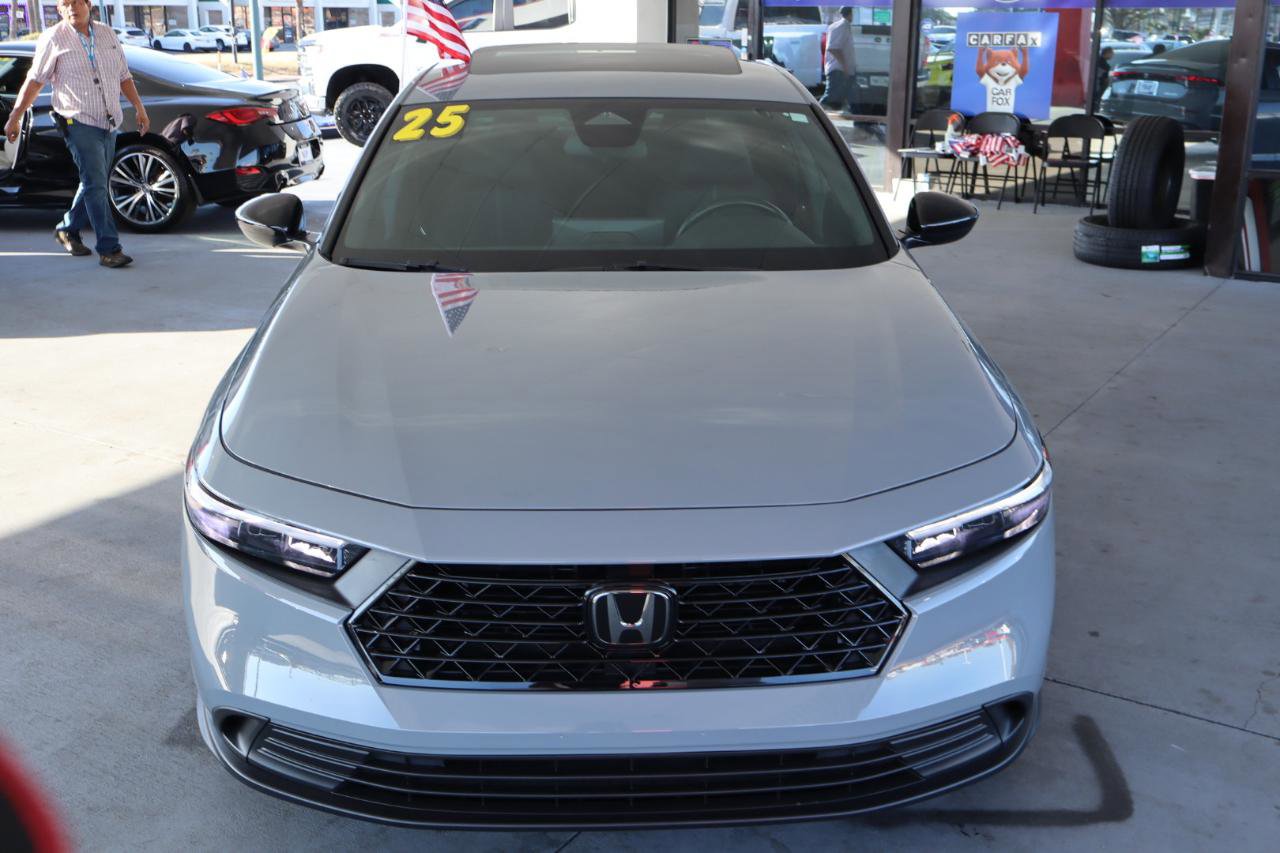 Used 2025 Honda Accord Sport image 10