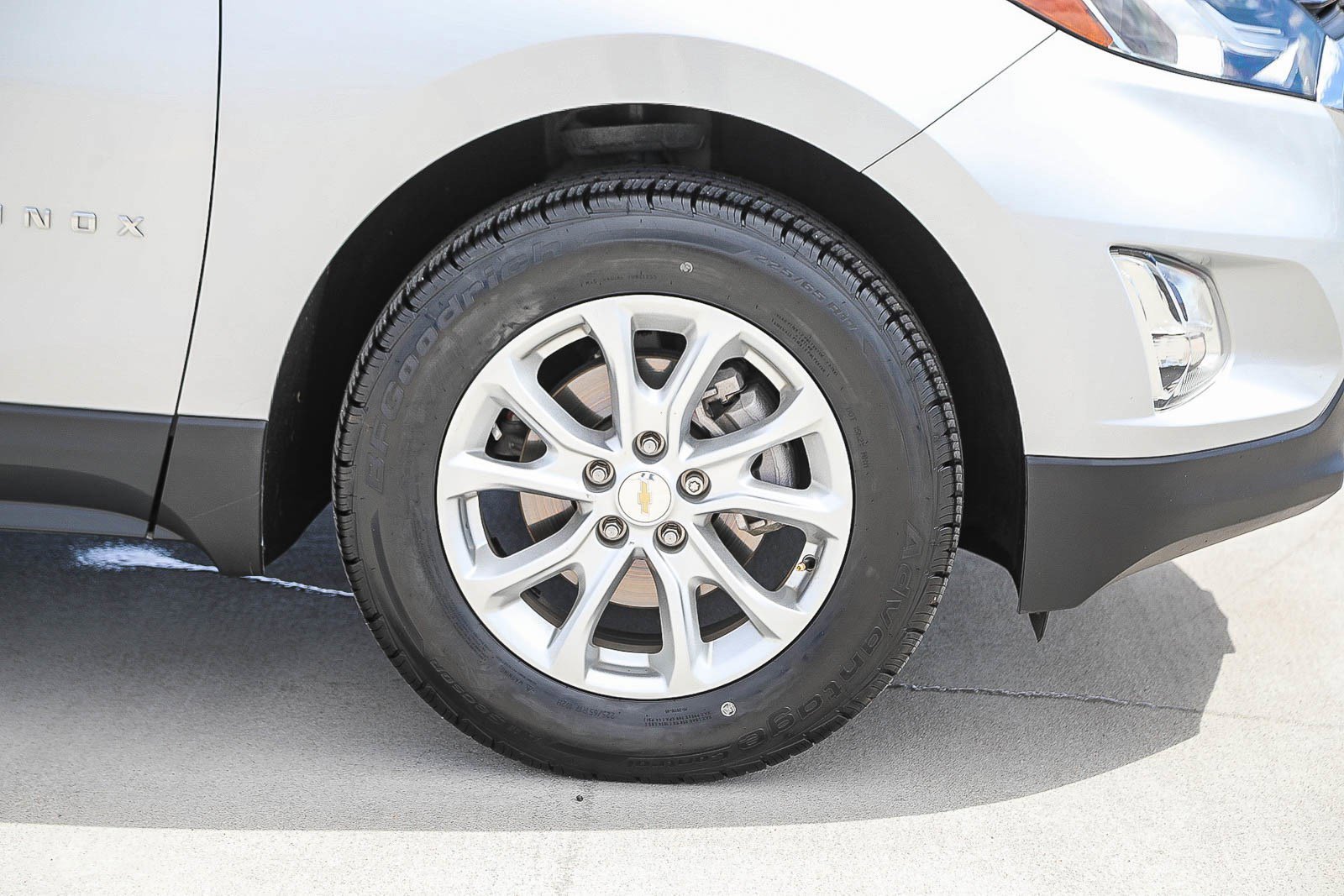 Used 2018 Chevrolet Equinox LT image 11