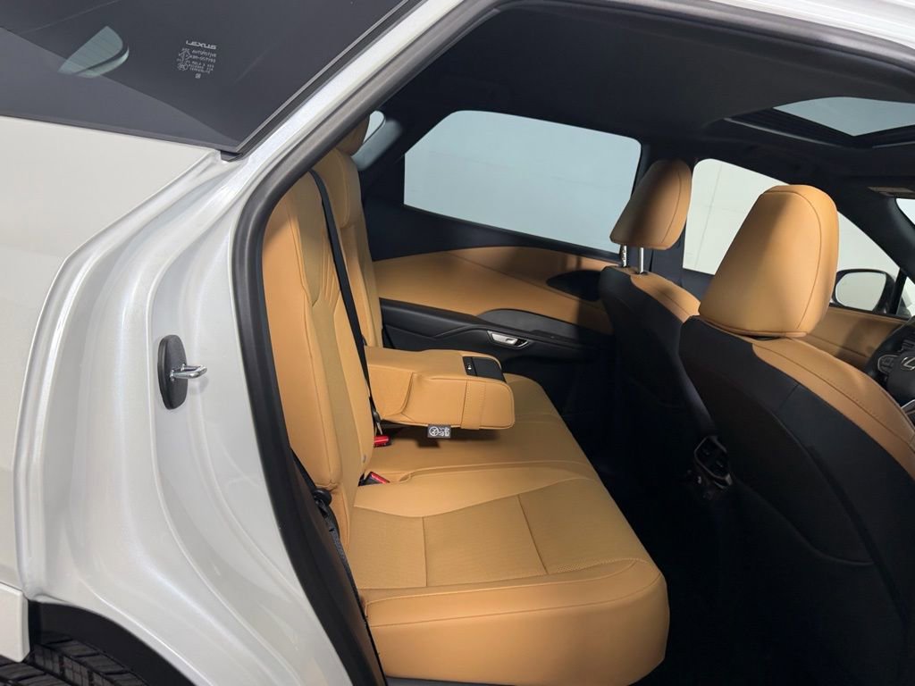 Used 2026 Lexus RX 350 Premium image 25