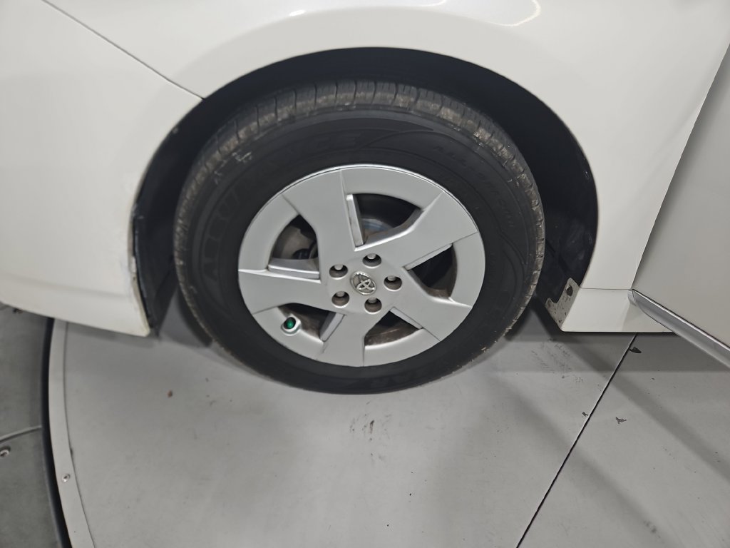 Used 2010 Toyota Prius FWD image 27