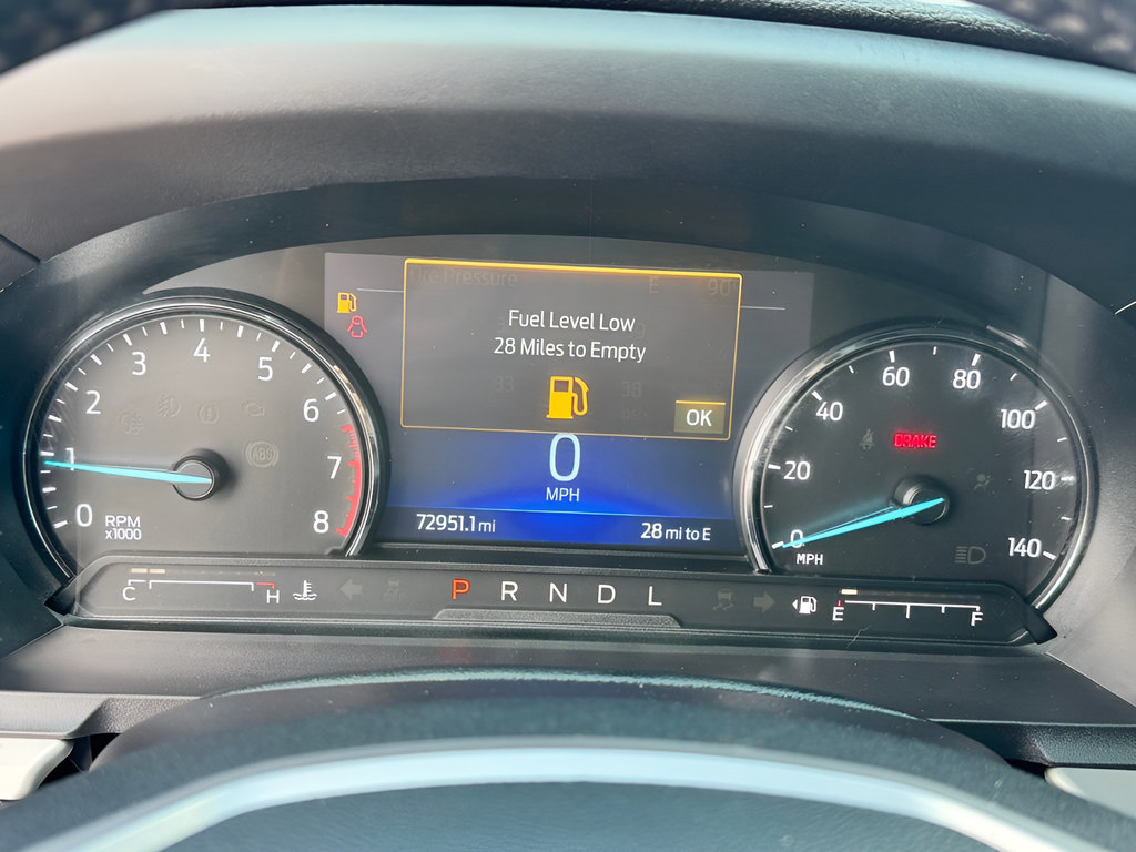 Used 2022 Ford Explorer XLT w/ Class IV Trailer Tow Package AWD/4WD image 8