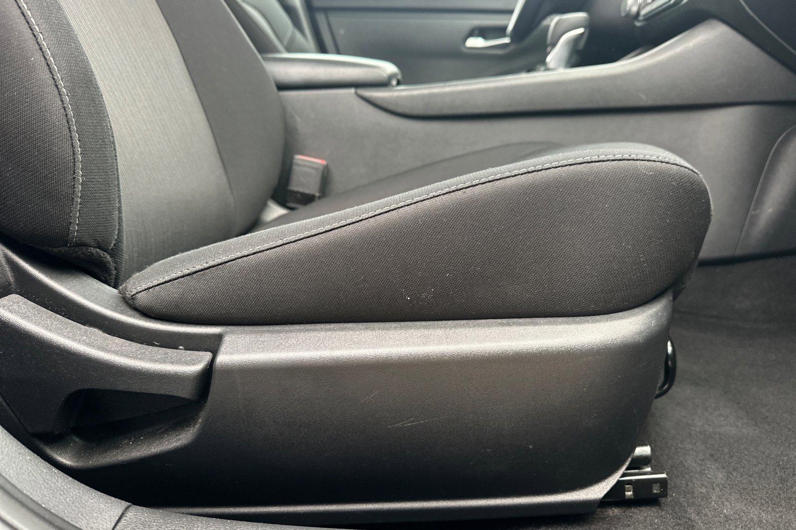 Used 2024 Nissan Sentra SV image 22