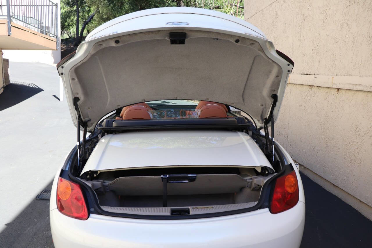 Used 2002 Lexus SC 430 Base 2dr Convertible RWD image 47