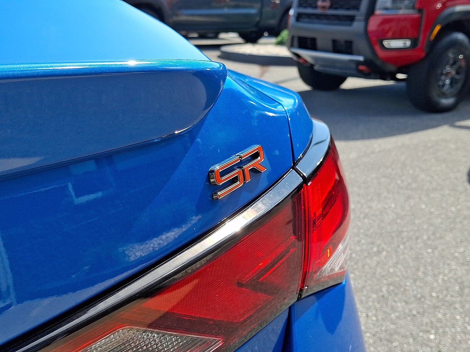 Certified 2025 Nissan Sentra SR w/ SR Premium Package FWD image 30