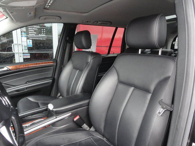 Used 2012 Mercedes-Benz GL 450 4MATIC image 11