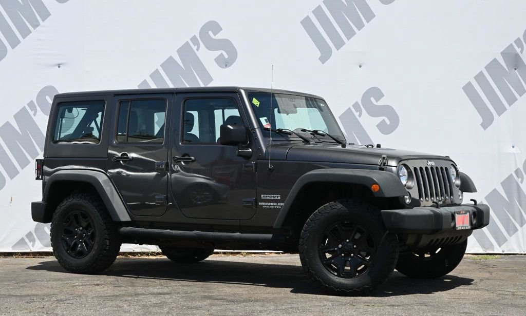 Used 2016 Jeep Wrangler Unlimited Sport w/ Connectivity Group AWD/4WD image 3