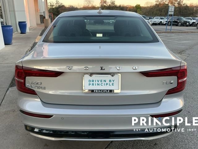 Certified 2025 Volvo S60 T8 Plus AWD/4WD image 9