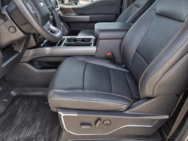 Used 2023 Ford F350 Lariat w/ Chrome Package AWD/4WD image 14