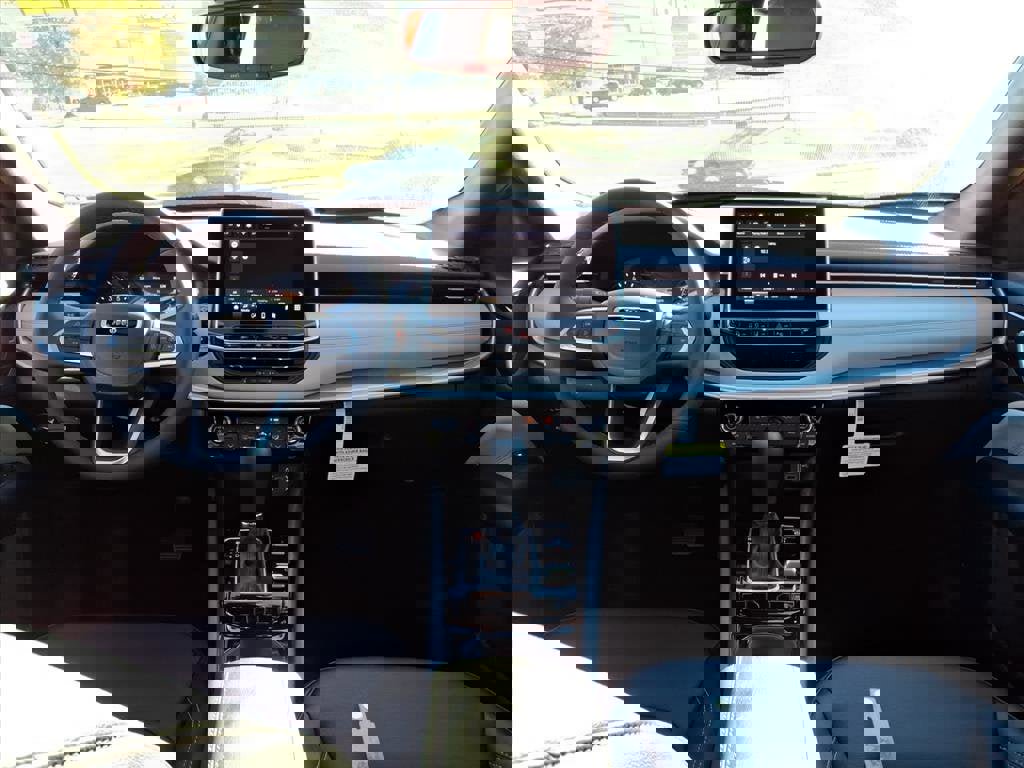 New 2026 Jeep Compass Limited image 8