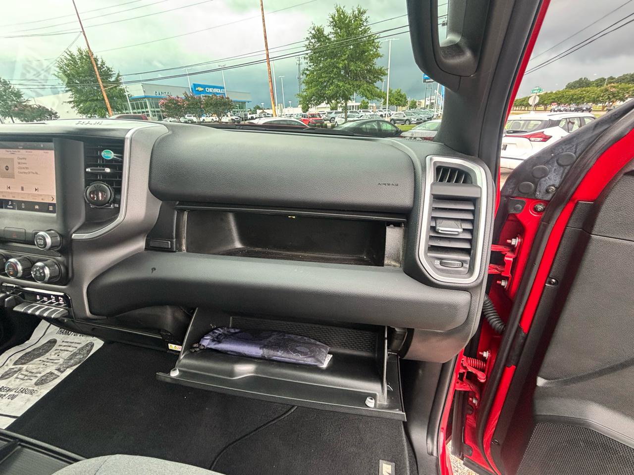 Used 2024 RAM 2500 Big Horn AWD/4WD image 39