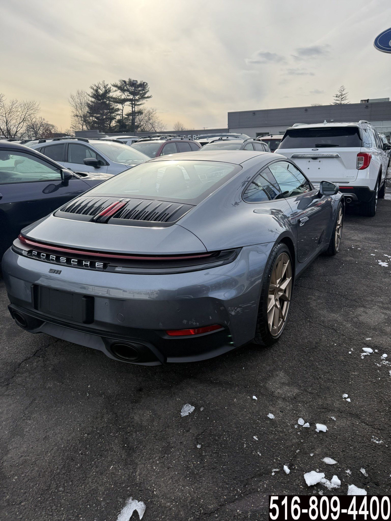 Used 2025 Porsche 911 Carrera image 8