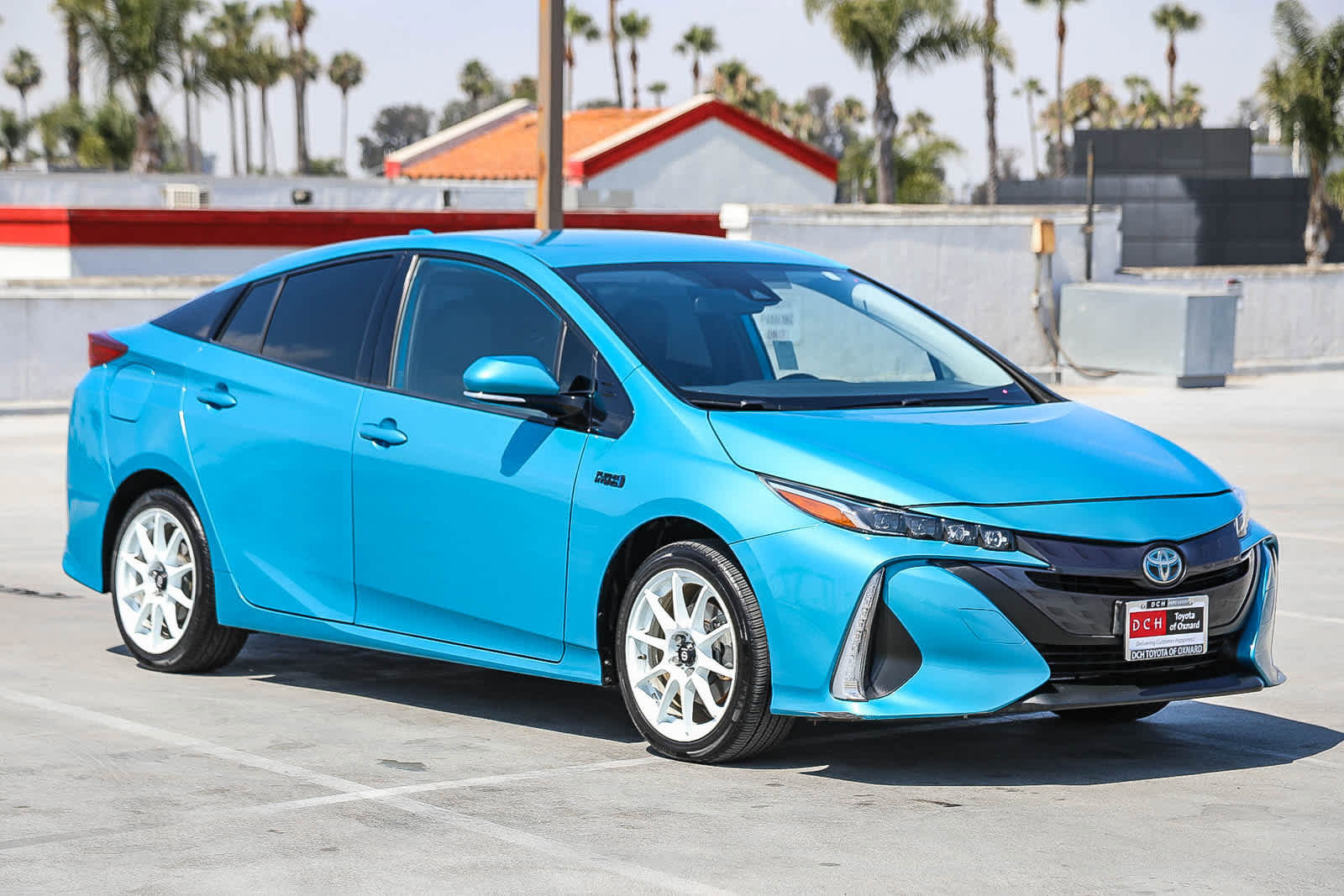 Used 2020 Toyota Prius Prime XLE w/ Carpet Mat Package FWD image 4