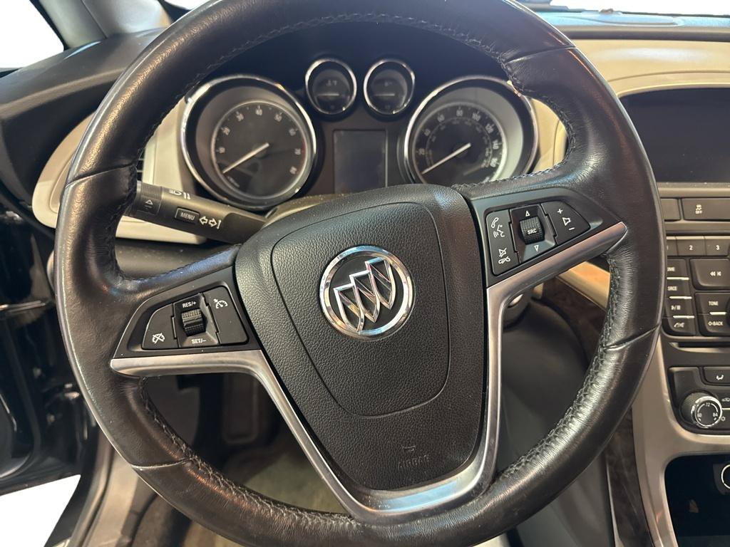 Used 2015 Buick Verano FWD image 17