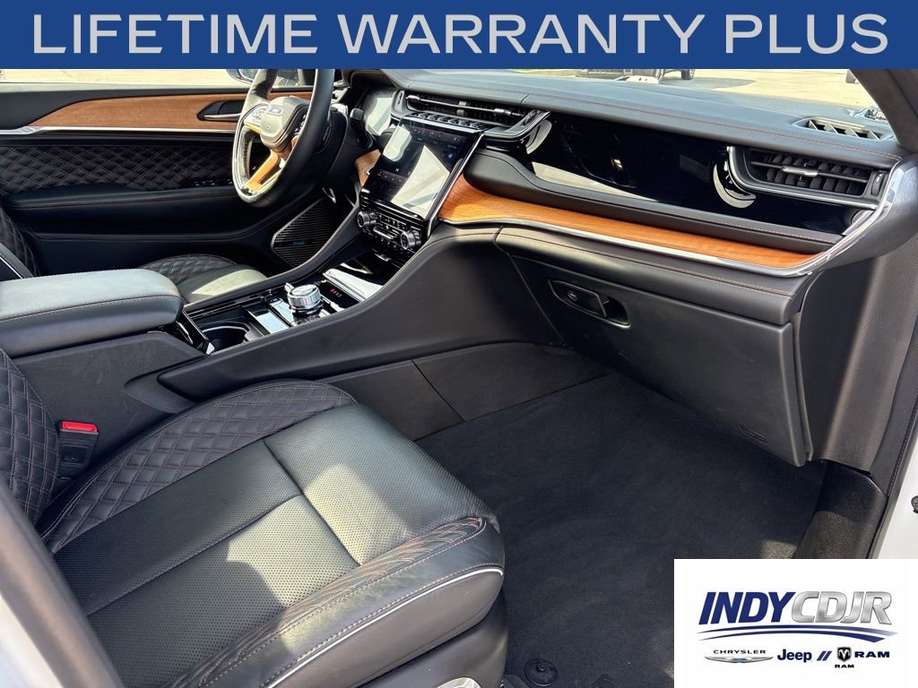 Certified 2024 Jeep Grand Cherokee Summit AWD/4WD image 13