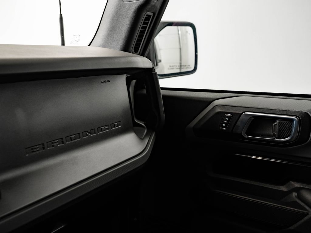 Used 2024 Ford Bronco Big Bend image 36