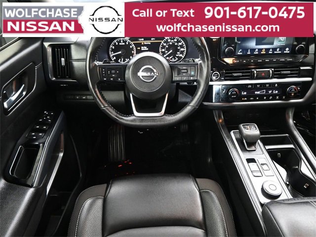 Used 2024 Nissan Pathfinder SL w/ SL Premium Package image 9