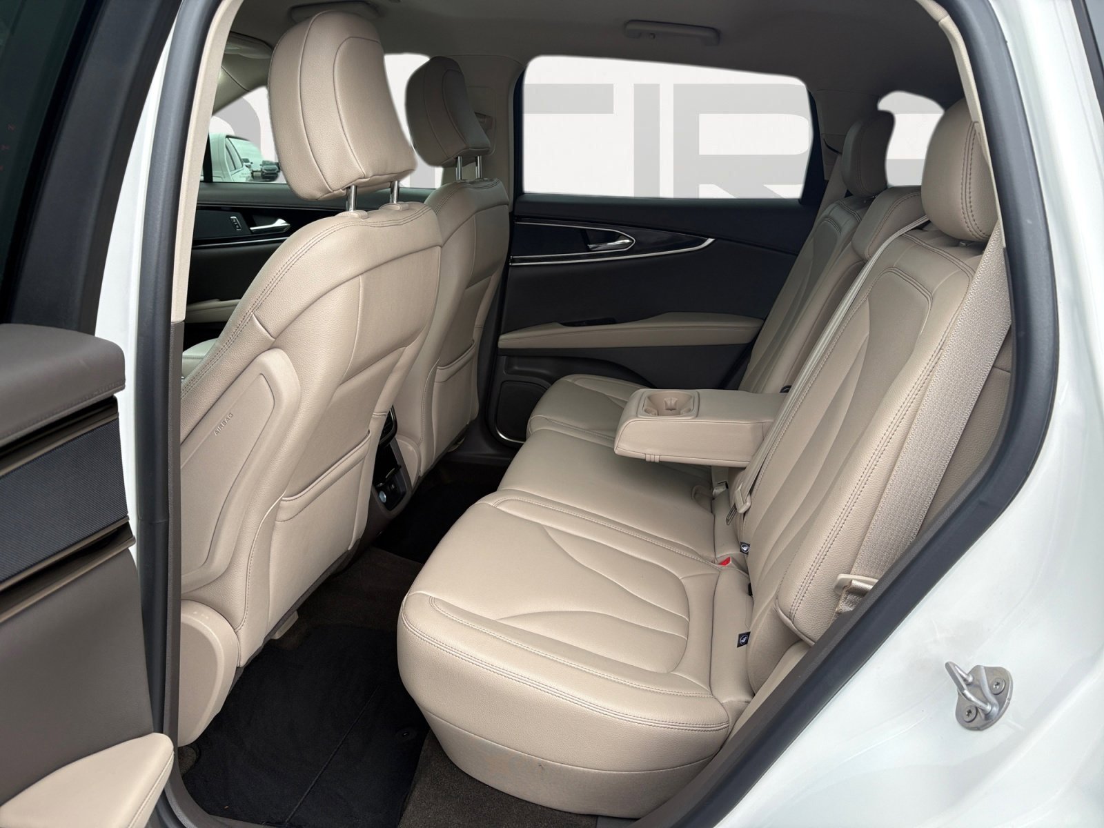 Used 2023 Lincoln Nautilus AWD w/ Premium Package image 21
