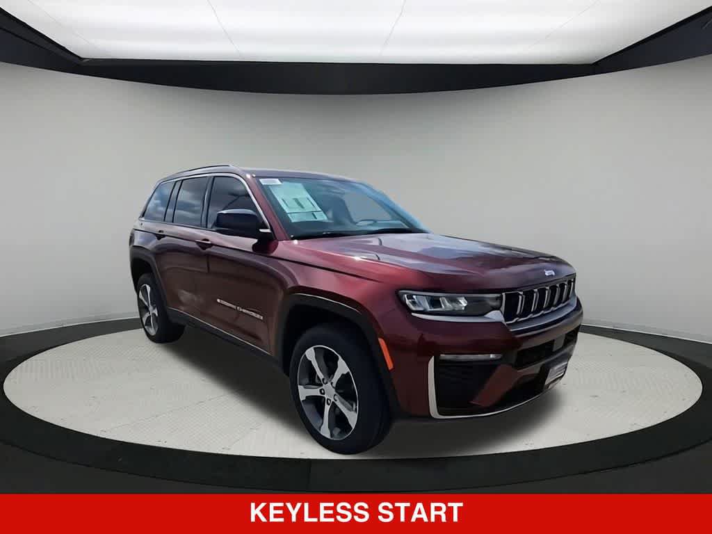 New 2026 Jeep Grand Cherokee Limited AWD/4WD image 2