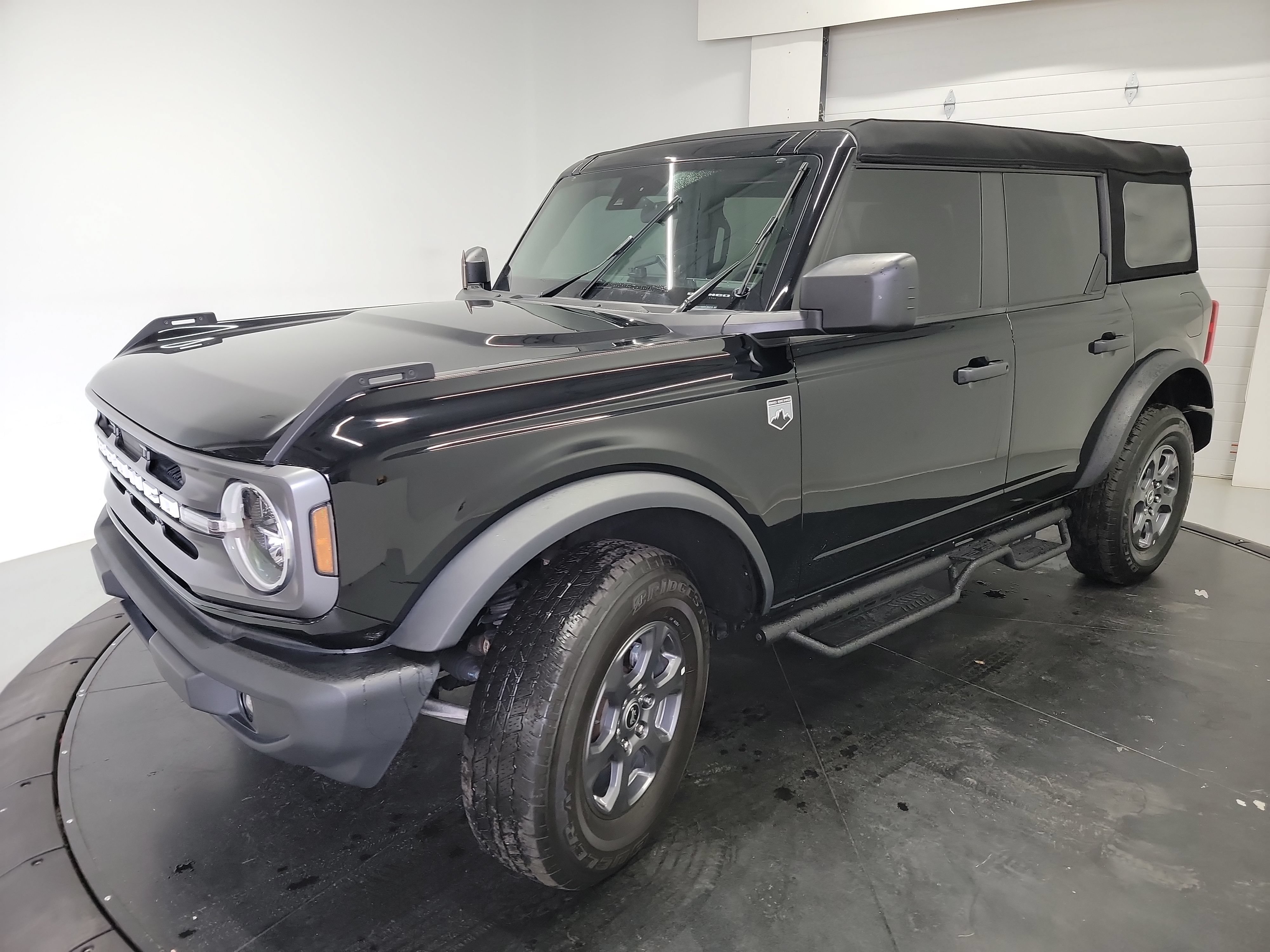 Used 2024 Ford Bronco Big Bend AWD/4WD image 3