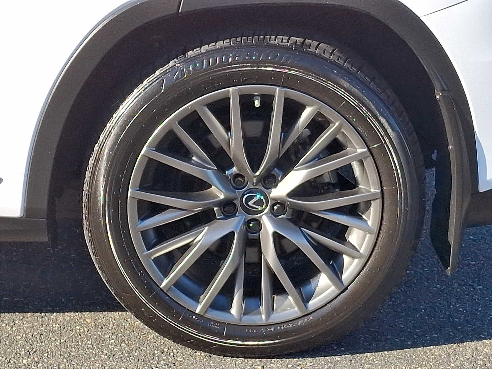Used 2022 Lexus RX 450h F Sport w/ Accessory Package AWD/4WD image 7