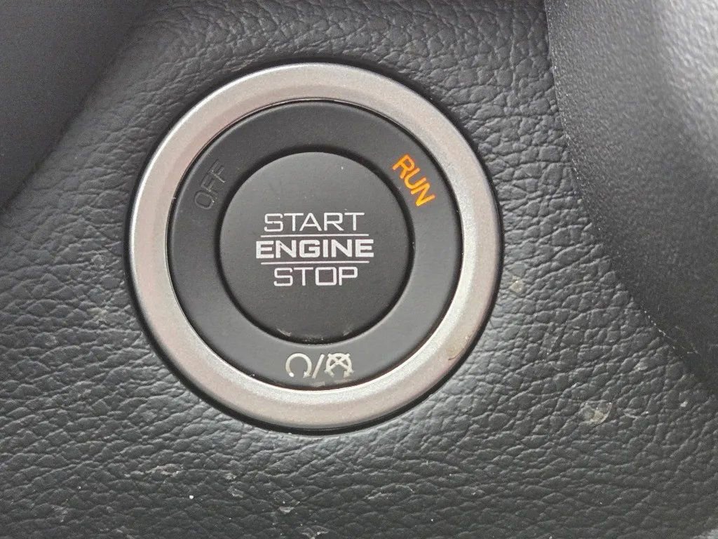 New 2026 RAM 3500 Big Horn AWD/4WD image 18