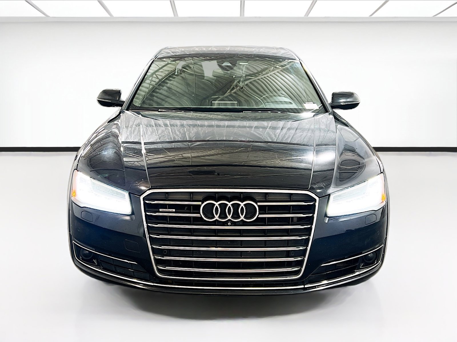 Used 2015 Audi A8 L 4.0T AWD/4WD image 2