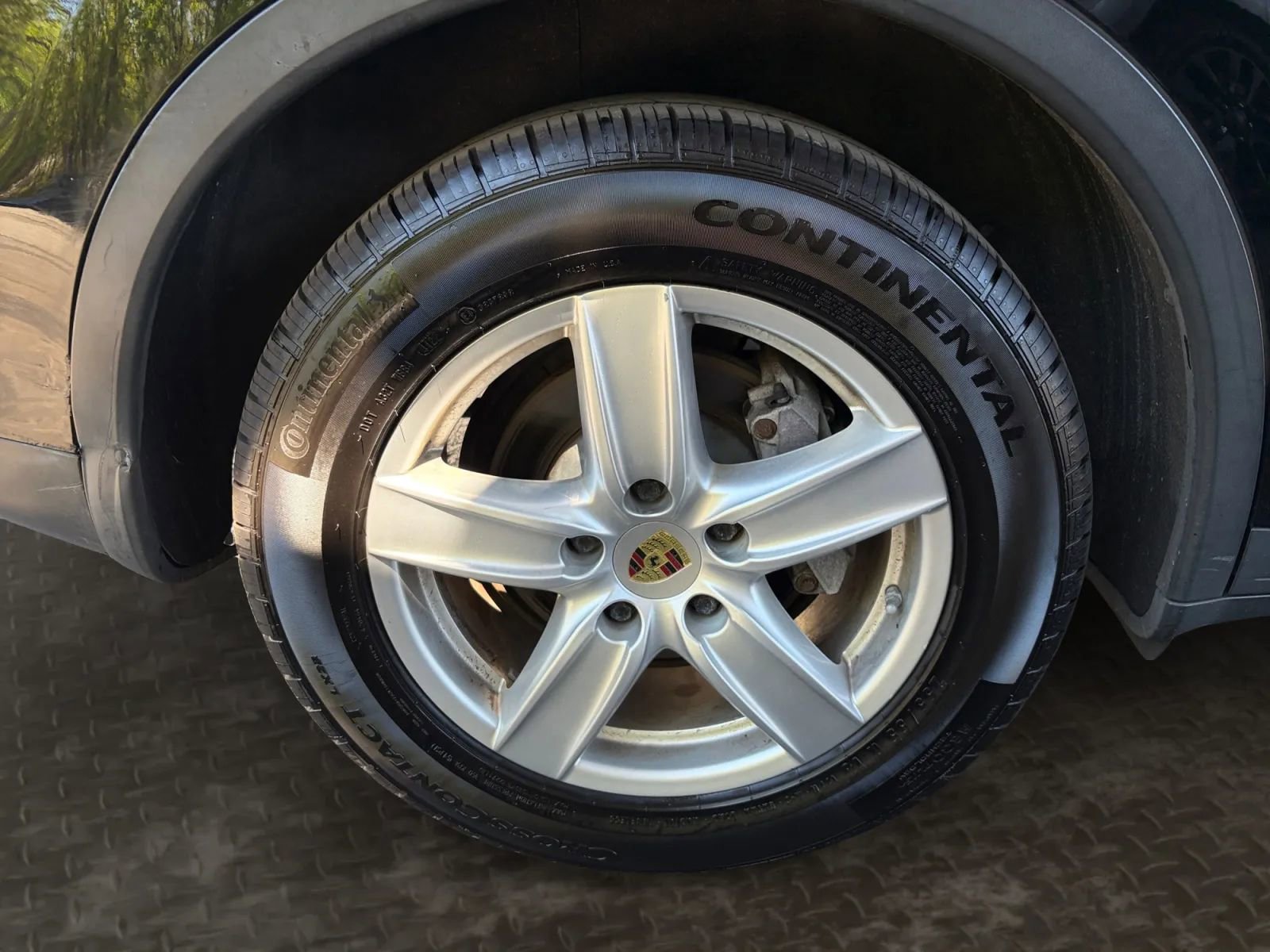 Used 2014 Porsche Cayenne AWD/4WD image 40