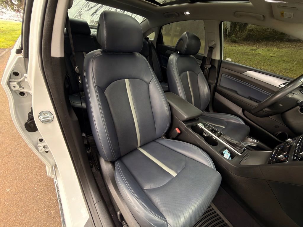 Used 2017 Hyundai Sonata Limited w/ Ultimate Package 02 image 21