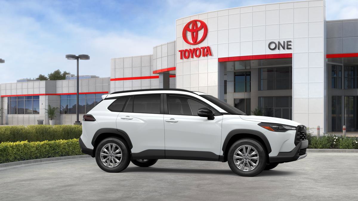 New 2026 Toyota Corolla Cross LE w/ Moonroof Package image 37