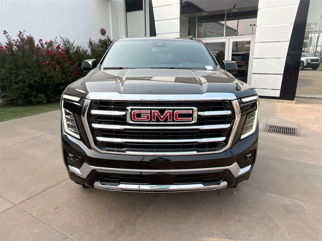 New 2025 GMC Yukon Elevation image 2