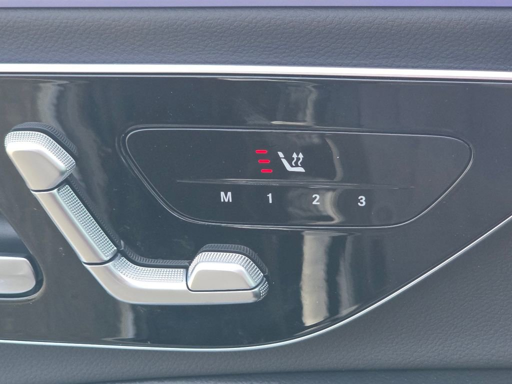 New 2026 Mercedes-Benz E 350 4MATIC Sedan image 7