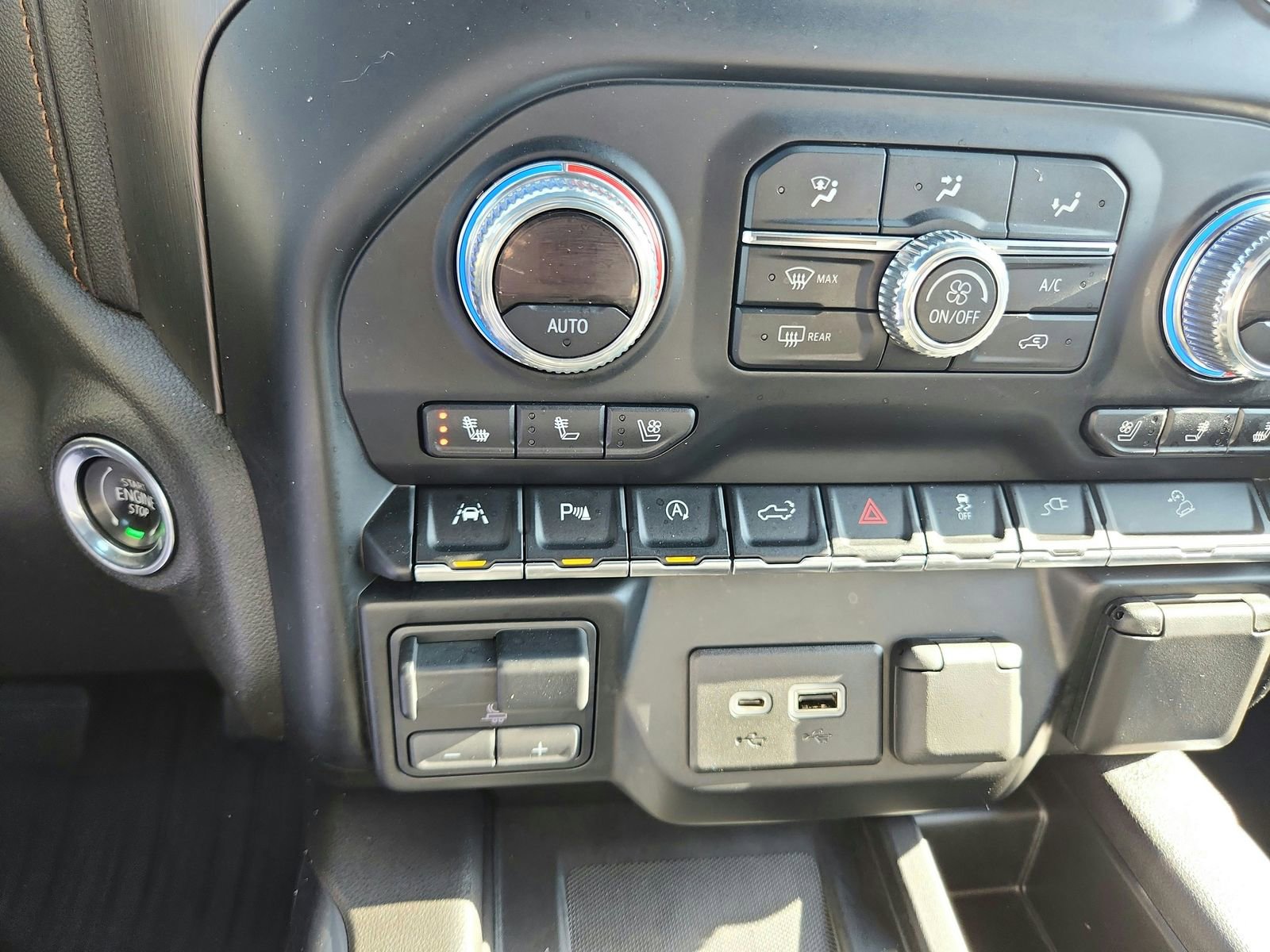 Used 2019 GMC Sierra 1500 AT4 w/ AT4 Premium Package image 18