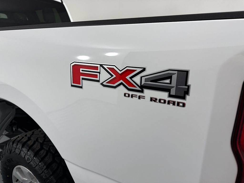 Used 2024 Ford F350 XLT w/ FX4 Off-Road Package AWD/4WD image 28