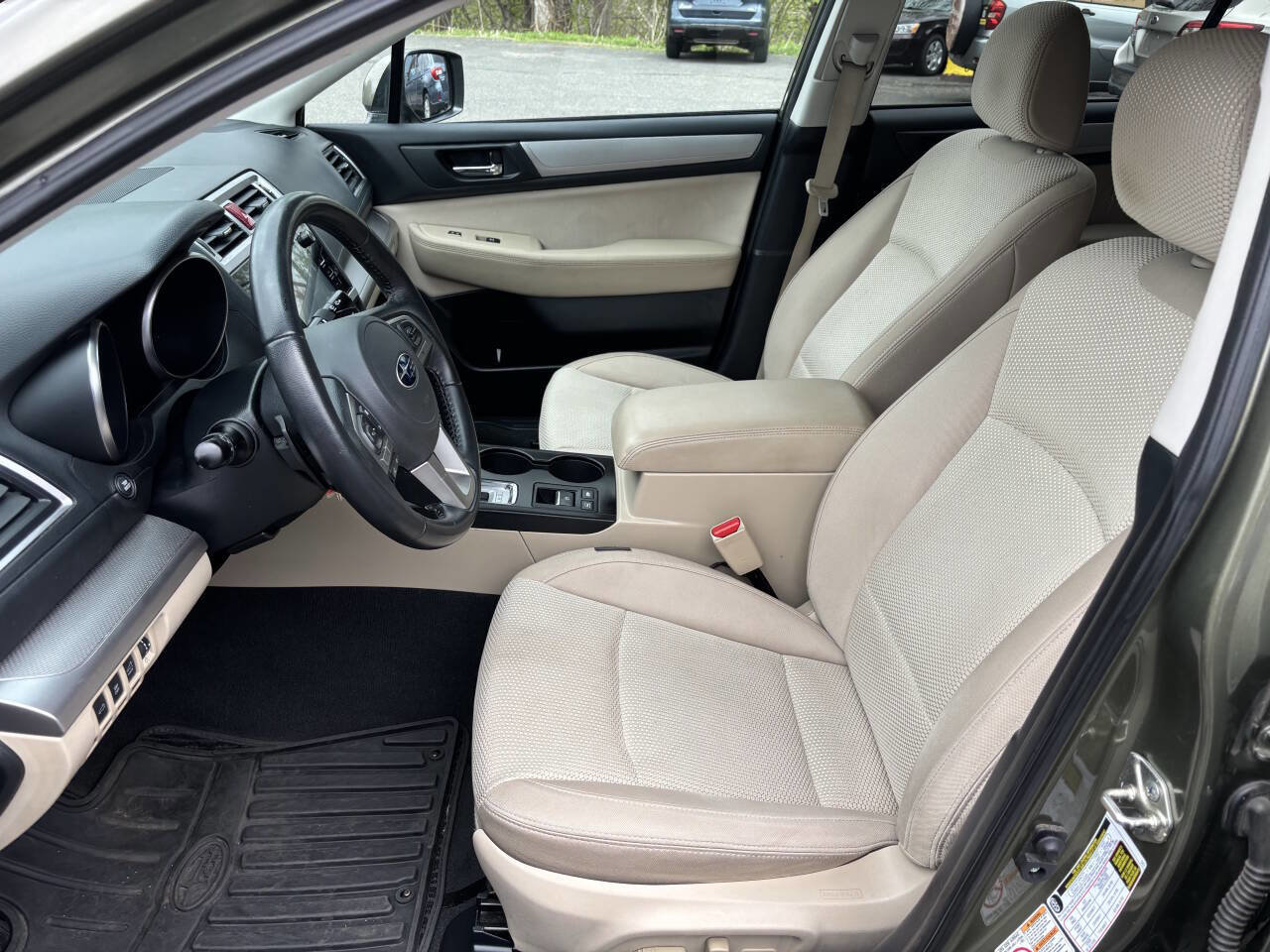Used 2015 Subaru Outback 2.5i Premium AWD/4WD image 13