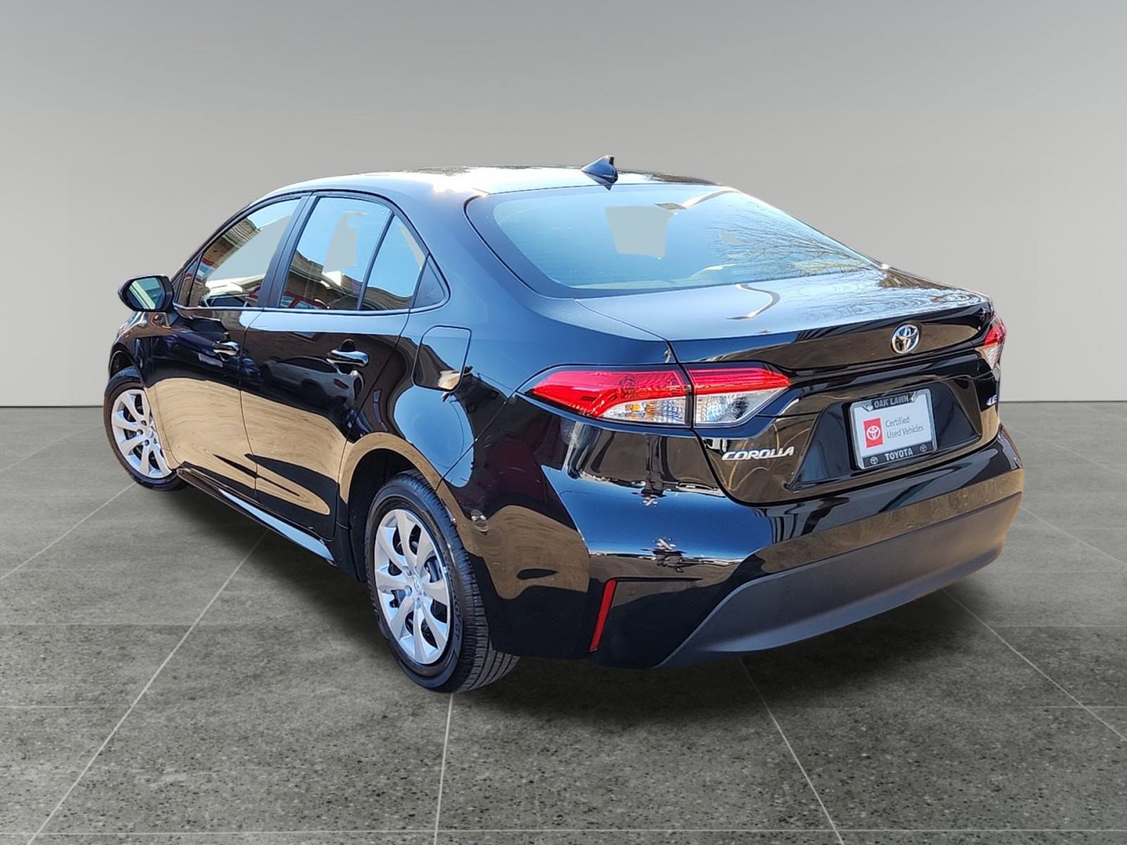 Certified 2025 Toyota Corolla LE image 5