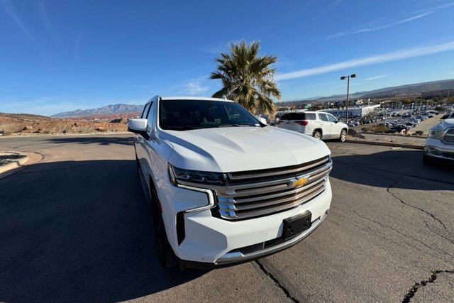 Used 2022 Chevrolet Suburban High Country image 7
