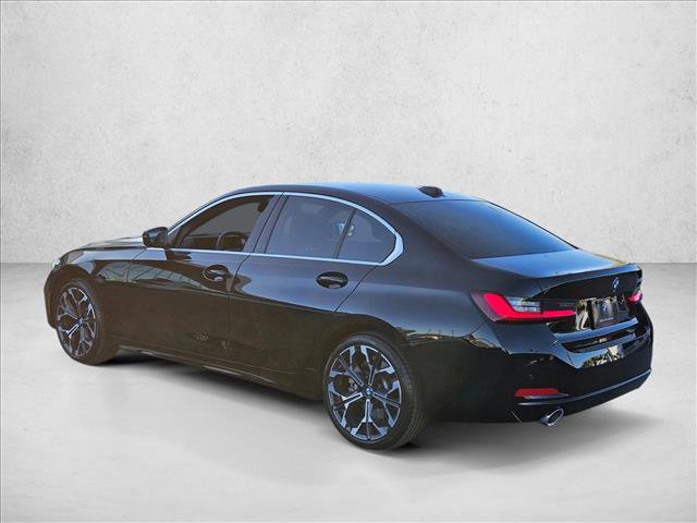 Used 2025 BMW 330i Sedan w/ Premium Package image 7