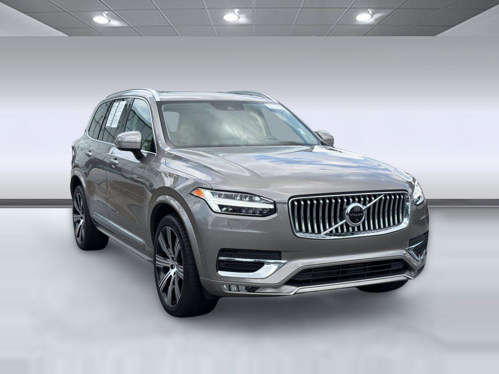 Certified 2022 Volvo XC90 T6 Inscription w/ Lounge Package AWD/4WD image 7