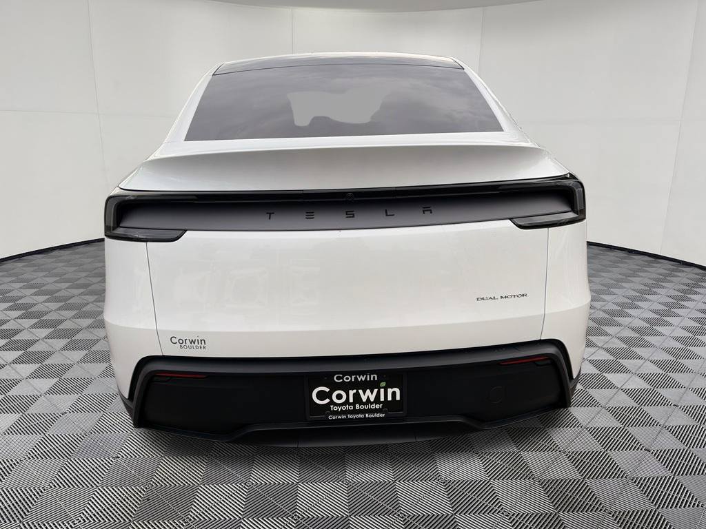 Used 2026 Tesla Model Y AWD image 8