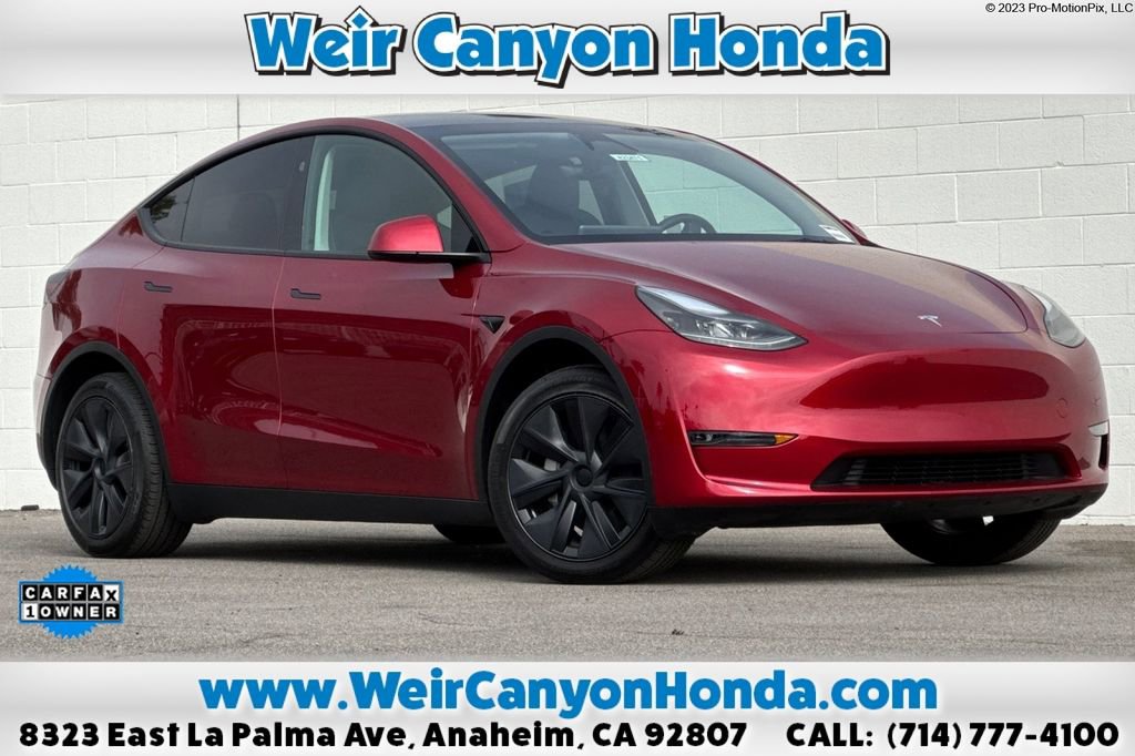 Used 2024 Tesla Model Y 2WD video 1