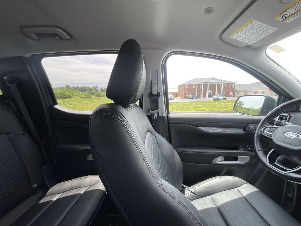 Used 2024 Ford Ranger Lariat w/ FX4 Off-Road Package AWD/4WD image 13