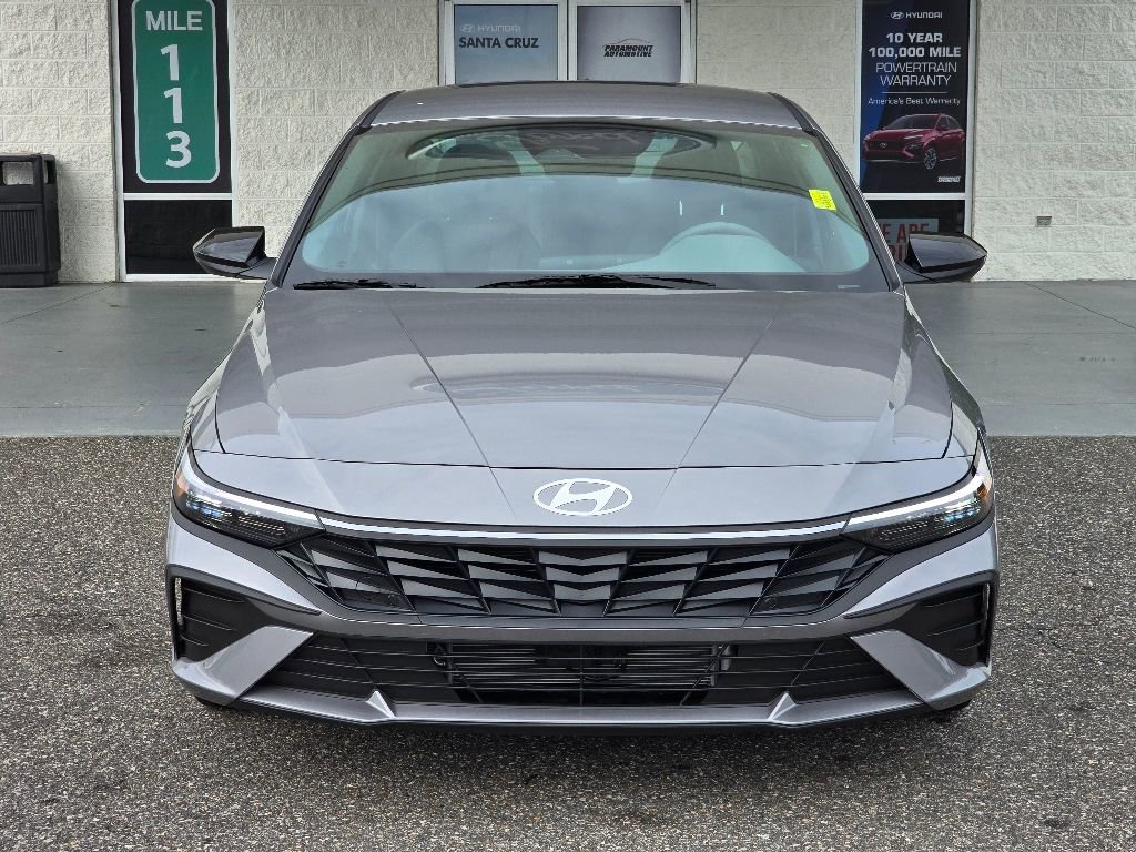 New 2025 Hyundai Elantra SEL image 22