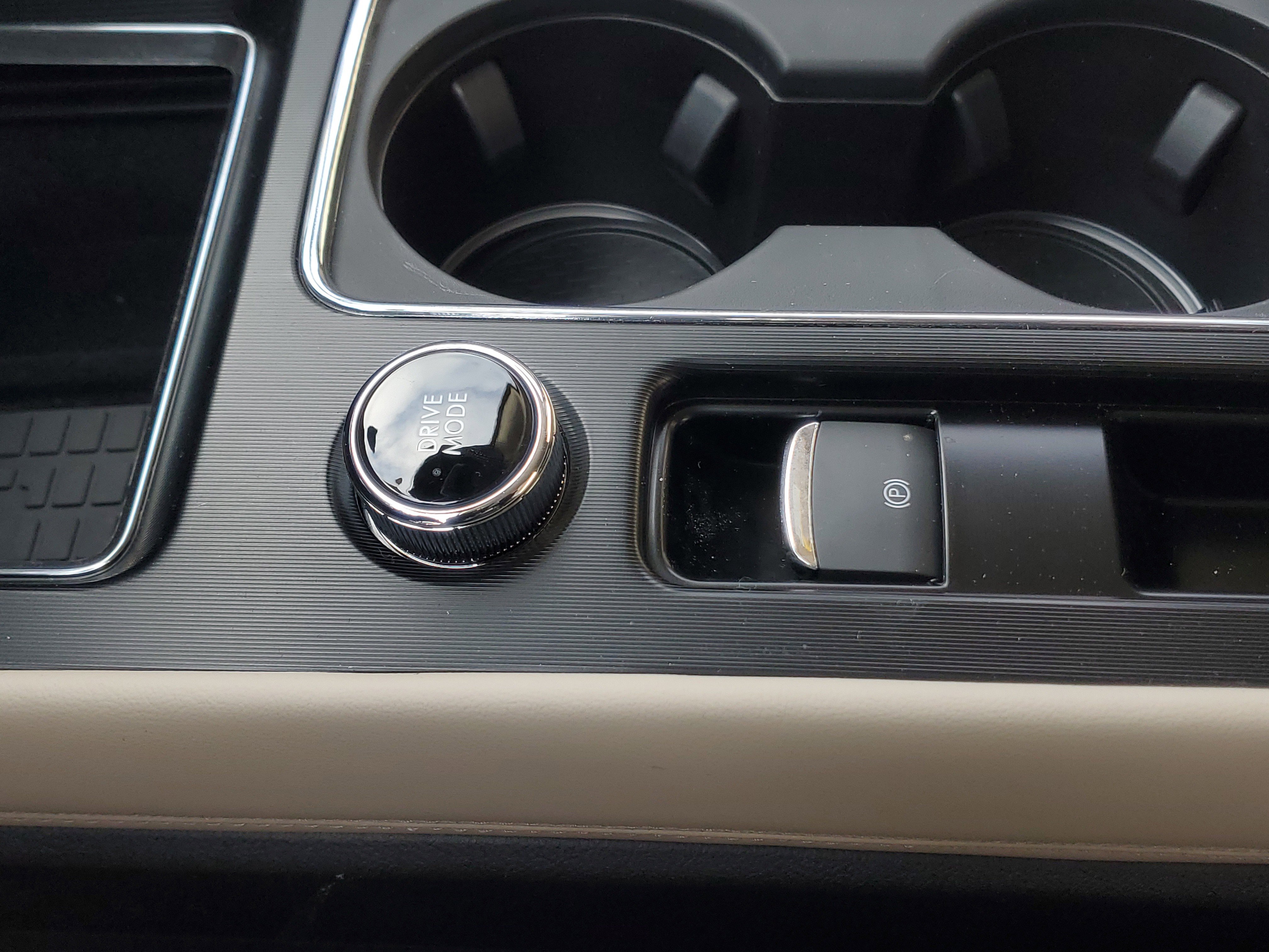 New 2026 Lincoln Corsair Premiere image 24