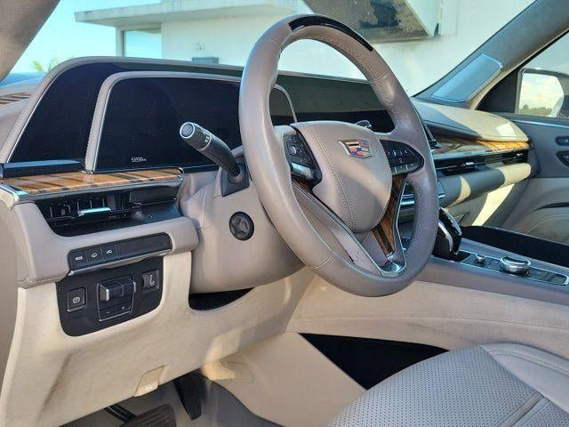 Certified 2021 Cadillac Escalade Premium Luxury Platinum RWD image 10