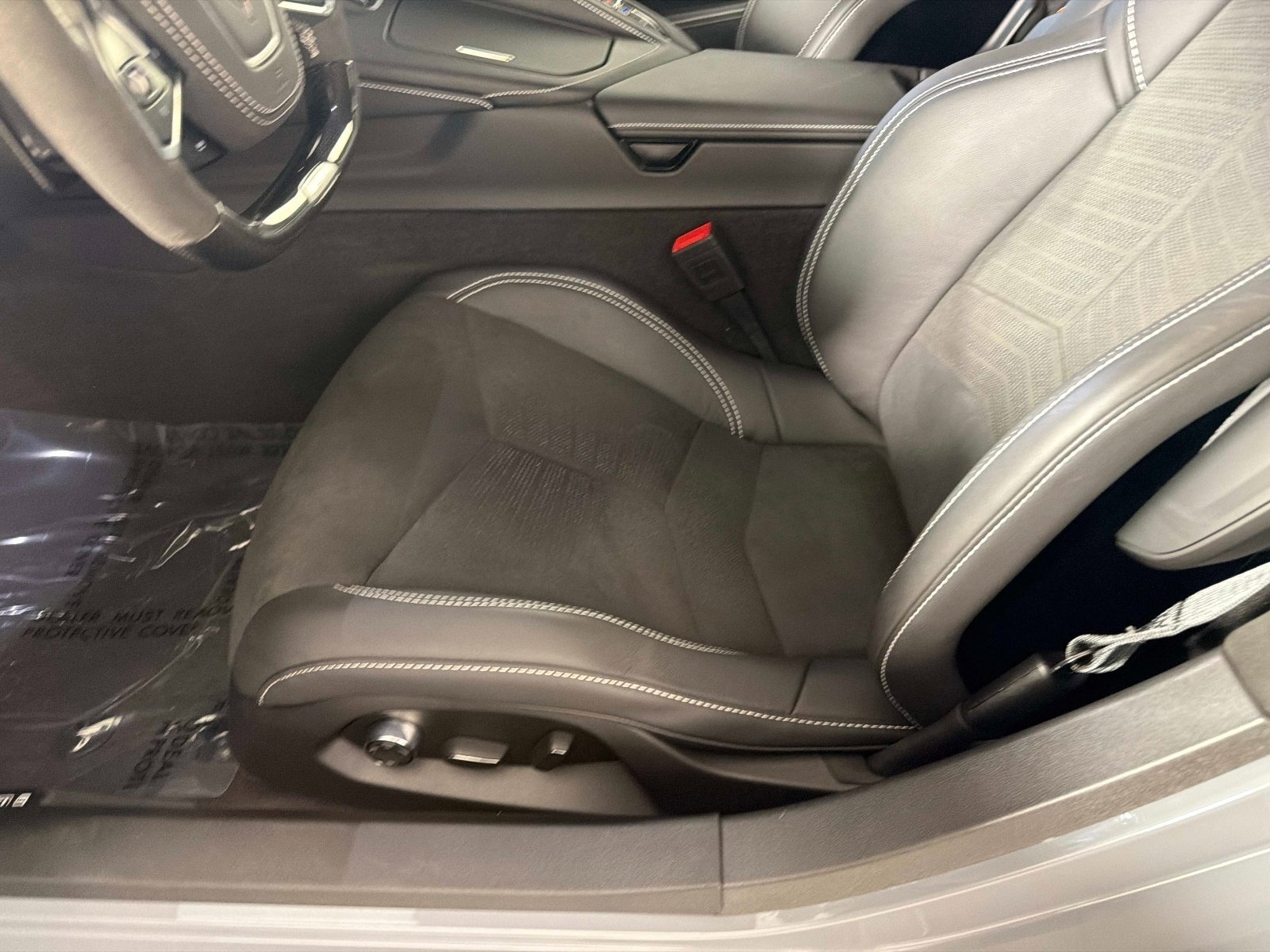 Used 2025 Chevrolet Corvette Z06 w/ Battery Protection Package image 30