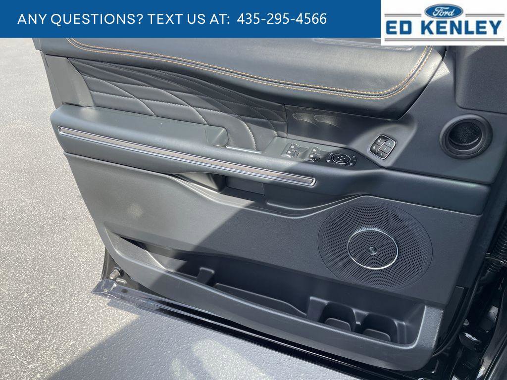 Used 2023 Ford Expedition Max Platinum AWD/4WD image 27