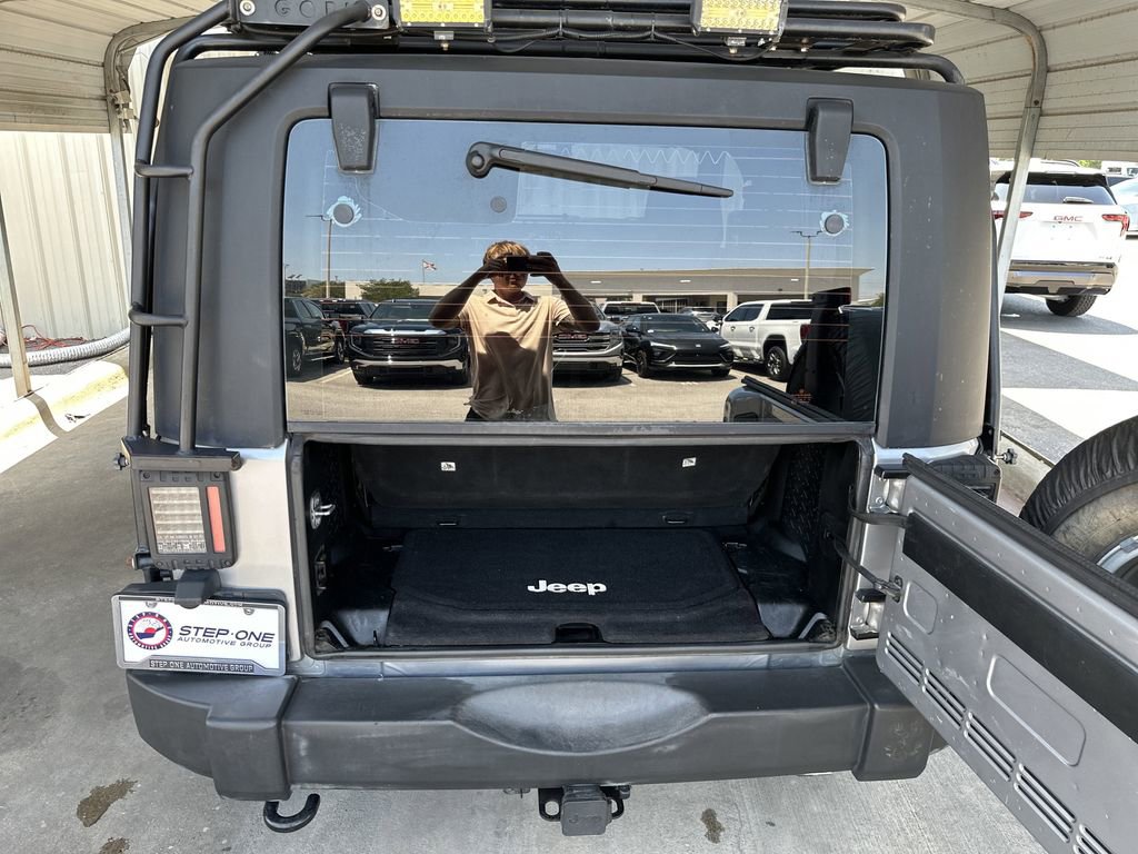 Used 2017 Jeep Wrangler Sport AWD/4WD image 26