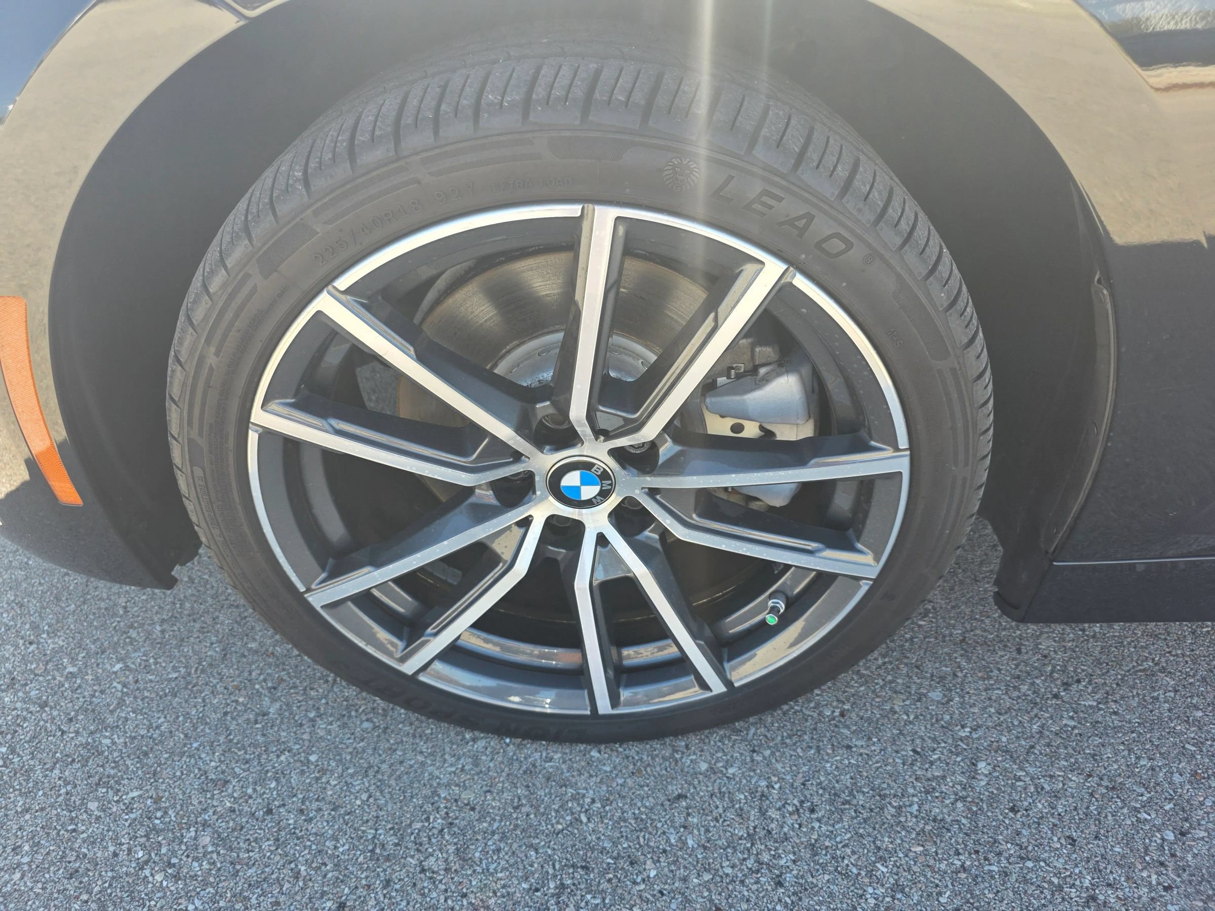 Used 2021 BMW 330i Sedan w/ Convenience Package RWD image 14