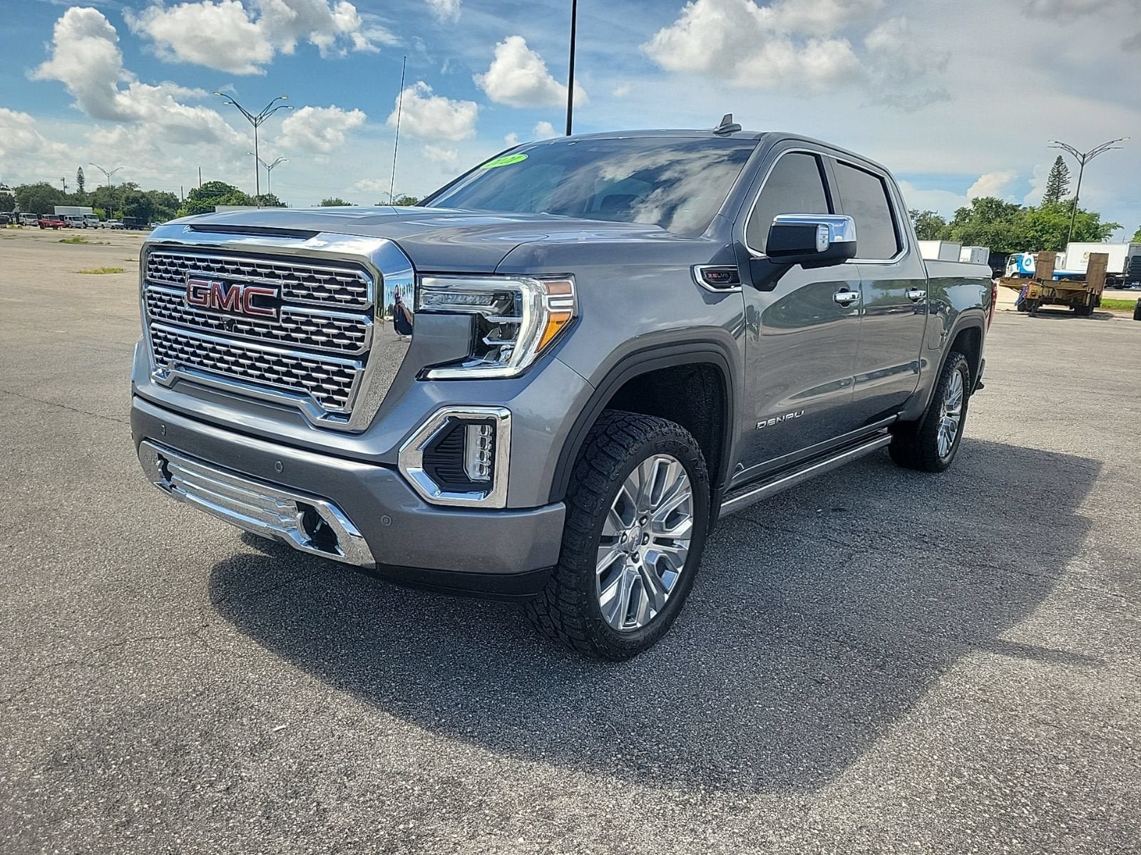 Certified 2021 GMC Sierra 1500 Denali w/ Denali Ultimate Package AWD/4WD image 2